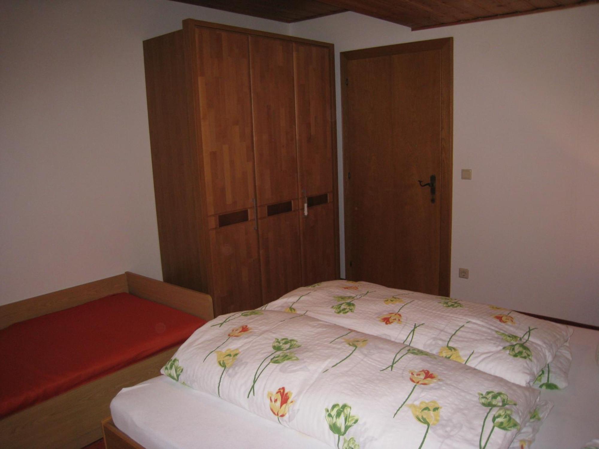 Haus Birgit Hotel Pettneu am Arlberg Bagian luar foto