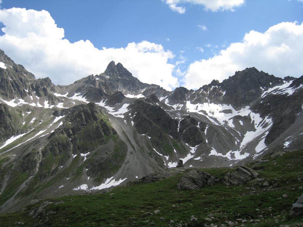 Haus Birgit Hotel Pettneu am Arlberg Bagian luar foto